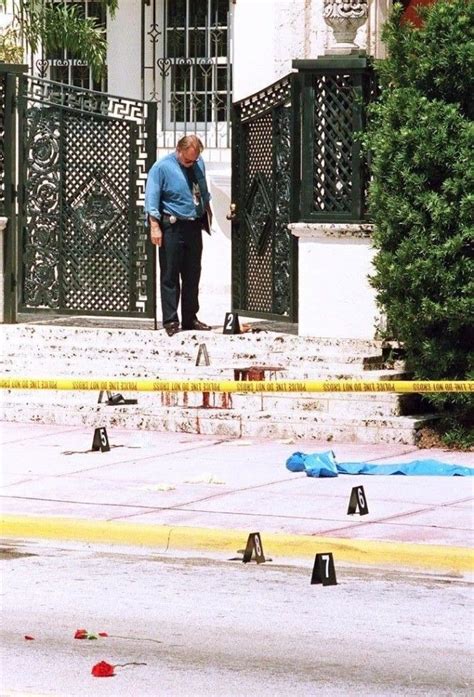 man murdered versace|how did Versace get killed.